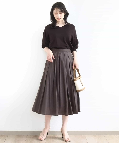 OFUON le MK(オフオンルエムケー)の「ハイゲージVネックニット/UVカット/接触冷感/洗える/WEB限定サイズあり(ニット/セーター・レディース・ライトブルー/ピンク/ブラウン/ホワイト・38/36)」の14枚目の写真