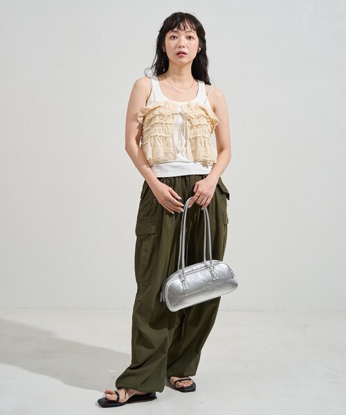 FREAK'S STORE(フリークスストア)の「ヴィンテージ風 2WAYレースビスチェ/バックリボン キャミビスチェ(キャミソール・レディース・ブラック/オフホワイト・フリ-)」の17枚目の写真