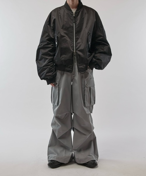 Lui's(ルイス)の「【Neucon/ニューコン】シャーリングアームボリュームナイロンMA-1(MA-1・メンズ・グレー/ブラック・1/2)」の7枚目の写真