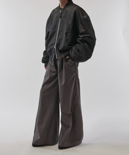 Lui's(ルイス)の「【Neucon/ニューコン】シャーリングアームボリュームナイロンMA-1(MA-1・メンズ・グレー/ブラック・1/2)」の5枚目の写真