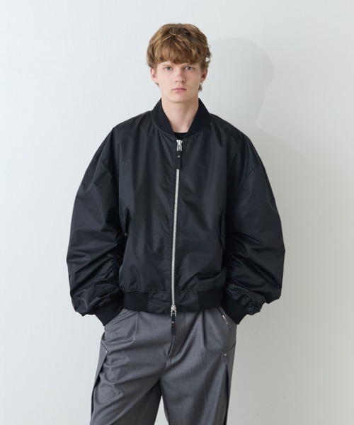 Lui's(ルイス)の「【Neucon/ニューコン】シャーリングアームボリュームナイロンMA-1(MA-1・メンズ・グレー/ブラック・1/2)」の20枚目の写真