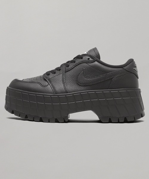 NIKE WMNS JORDAN 1 BROOKLYN LOW HF3184-001（スニーカー