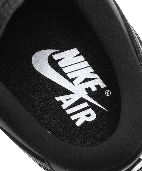 JORDAN BRAND(ジョーダンブランド)の「NIKE WMNS JORDAN 1 BROOKLYN LOW HF3184-001(スニーカー・レディース・ブラック・24㎝/25㎝/24.5㎝/23.5㎝)」の3枚目の写真