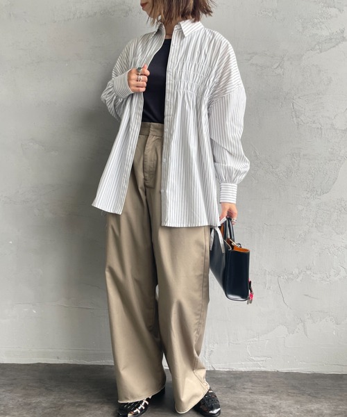 JF Ready Made（ジェイエフレディメイド）の「[Jf Ready Made/ジェイエフレディメイド] サイドリボン ギャザーシャツブラウス（シャツ/ブラウス・レディース・ホワイト/ブラック/サックスブルー/オフホワイト・F）」の5枚目の写真