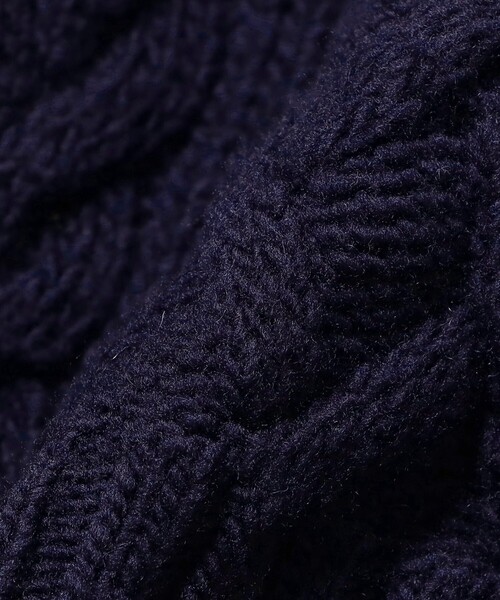 BEAMS PLUS（ビームスプラス）の「5G アラン クルーネック ニット（ニット/セーター・メンズ・ホワイト/ネイビー・S/M/L/XL）」の4枚目の写真