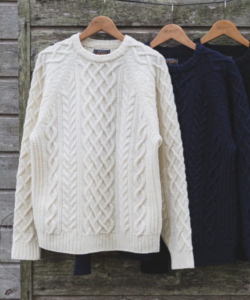 BEAMS PLUS（ビームスプラス）の「5G アラン クルーネック ニット（ニット/セーター・メンズ・ホワイト/ネイビー・S/M/L/XL）」の2枚目の写真