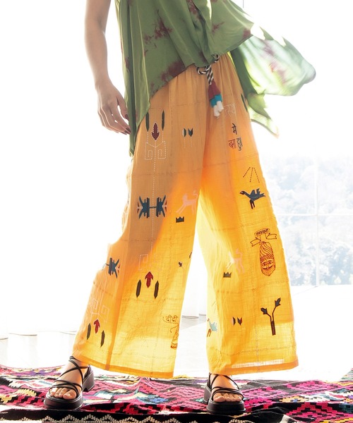 チャイハネ(チャイハネ)の「【チャイハネ】ラジャラン刺繍ワイドパンツ(その他パンツ・レディース・ネイビー/イエロー/ホワイト・FREE)」の9枚目の写真