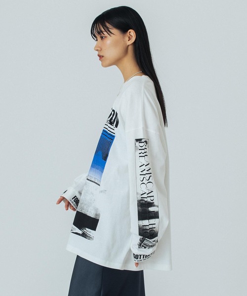 OKIRAKU（オキラク）の「(OKIRAKU×ROSEBUD) GRAPHIC LONG SLEEVE TEE（Tシャツ/カットソー・レディース・ホワイト/ブラック・ONE SIZE）」の3枚目の写真