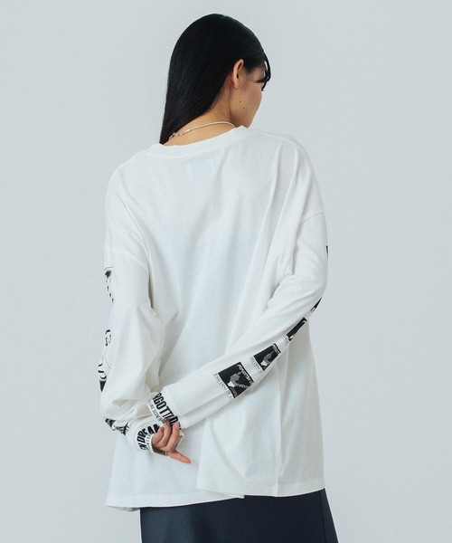 OKIRAKU（オキラク）の「(OKIRAKU×ROSEBUD) GRAPHIC LONG SLEEVE TEE（Tシャツ/カットソー・レディース・ホワイト/ブラック・ONE SIZE）」の5枚目の写真