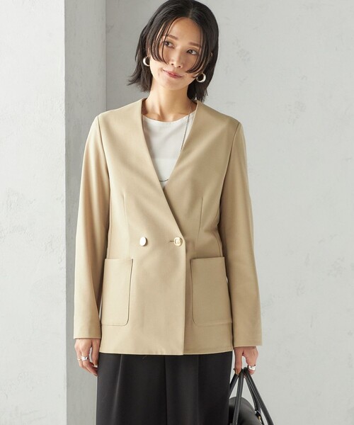 SHIPS（シップス）の「〈吸水速乾 / 防シワ加工 / 洗濯機可能〉スーティング ジャージー カラーレス ジャケット（ノーカラージャケット・レディース・ベージュ/ネイビー・36/38）」の15枚目の写真