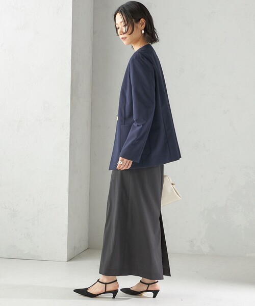 SHIPS（シップス）の「〈吸水速乾 / 防シワ加工 / 洗濯機可能〉スーティング ジャージー カラーレス ジャケット（ノーカラージャケット・レディース・ベージュ/ネイビー・36/38）」の18枚目の写真