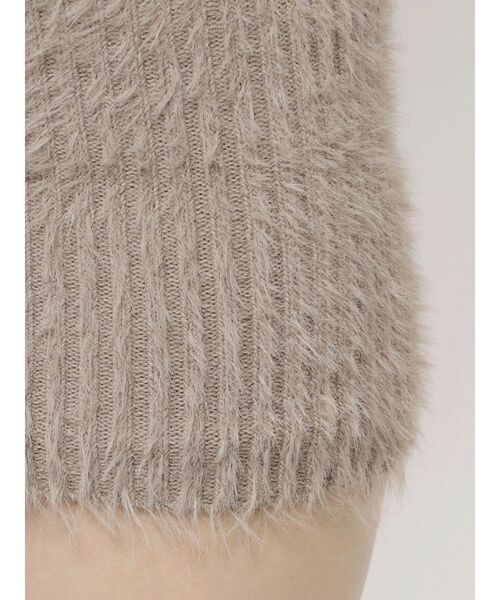 GYDA（ジェイダ）の「オフショルデザインシャギーニットワンピース（ワンピース・レディース・ベージュ/ブラック/オフホワイト・FREE）」の8枚目の写真