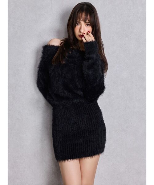 オフショルデザインシャギーニットワンピース（ワンピース