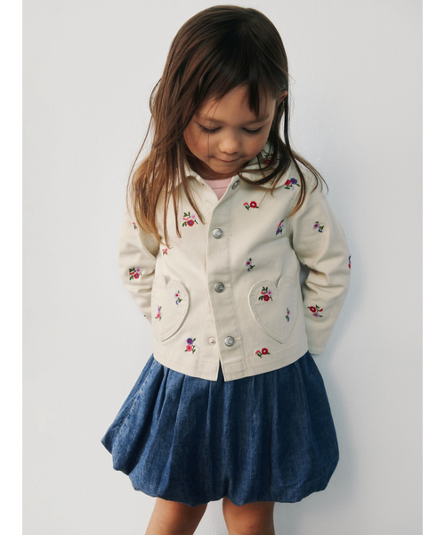 GAP(ギャップ)の「ハートポケット ジャケット (幼児・ベビー)(その他アウター・キッズ・ベージュ・110cm/100cm/80cm/90cm/95cm/105cm)」の1枚目の写真