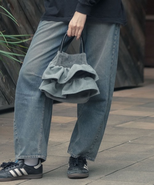 Lee(リー)の「【Lee/リー】モコモコフリル2WAYバッグ(ショルダーバッグ・レディース・ブラック/ボルドー/杢グレー・FREE)」の18枚目の写真