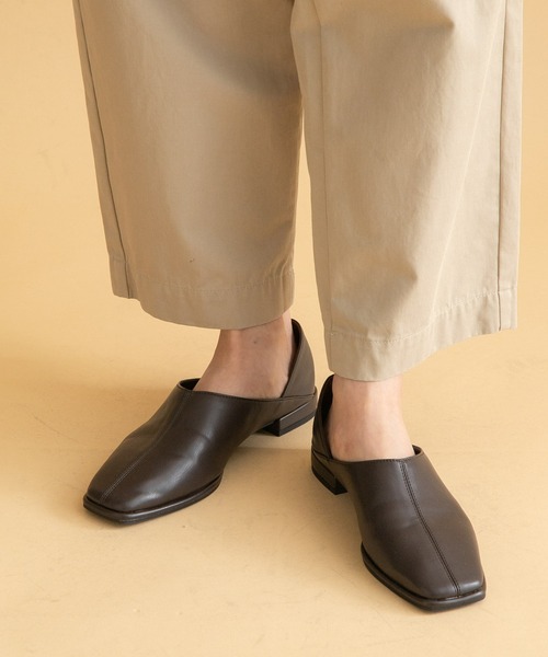 URBAN RESEARCH Sonny Label（アーバンリサーチサニーレーベル）の「スクエアフラットスリッポン（スリッポン・レディース・ブラック/アイボリー/ブラウン・SMALL/MEDIUM/LARGE）」の15枚目の写真