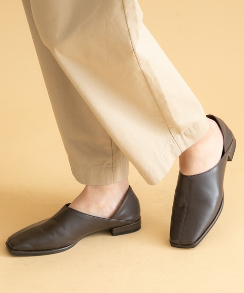 URBAN RESEARCH Sonny Label（アーバンリサーチサニーレーベル）の「スクエアフラットスリッポン（スリッポン・レディース・ブラック/アイボリー/ブラウン・SMALL/MEDIUM/LARGE）」の4枚目の写真