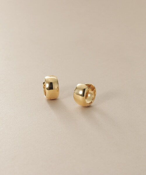 COCOSHNIK(ココシュニック)の「K10平甲ワイド 中折れピアス(ピアス(両耳用)・レディース・イエローゴールド・00)」の1枚目の写真