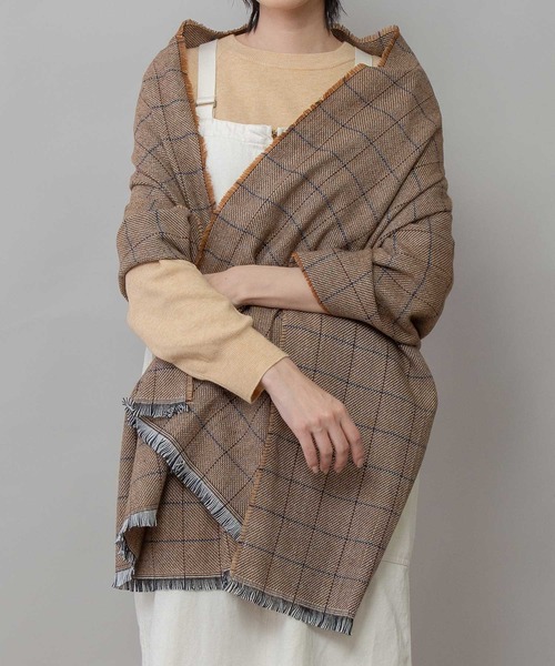 Munich（ミューニック）の「ウィンドウペンストール（ストール/ショール・レディース・カーキ/ネイビー/ベージュ・FREE）」の2枚目の写真