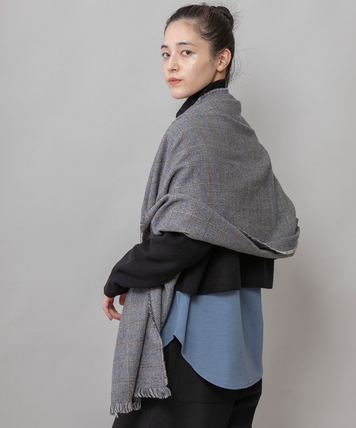 Munich（ミューニック）の「ウィンドウペンストール（ストール/ショール・レディース・カーキ/ネイビー/ベージュ・FREE）」の8枚目の写真