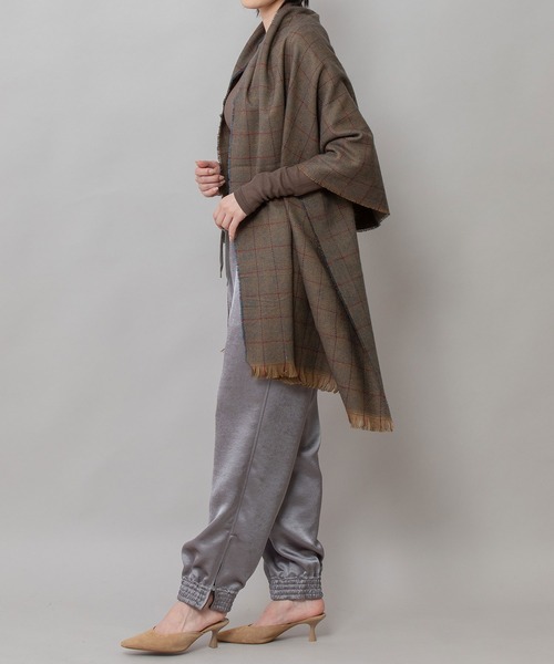 Munich（ミューニック）の「ウィンドウペンストール（ストール/ショール・レディース・カーキ/ネイビー/ベージュ・FREE）」の13枚目の写真