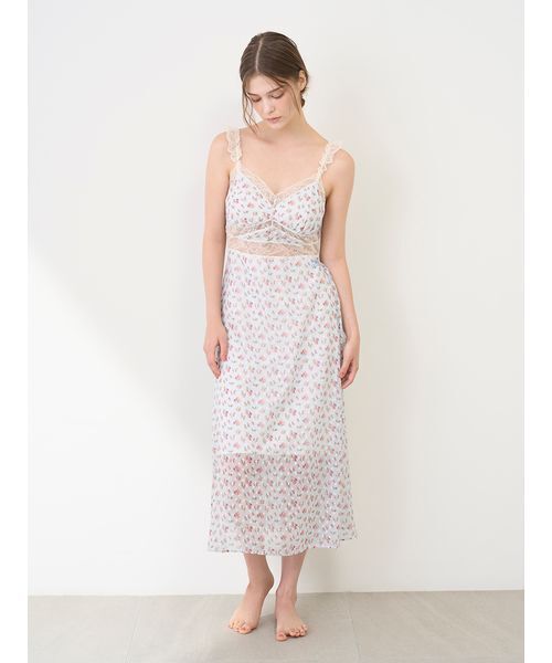 LILY BROWN Lingerie×ANNA SUI】カップ付きキャミワンピース