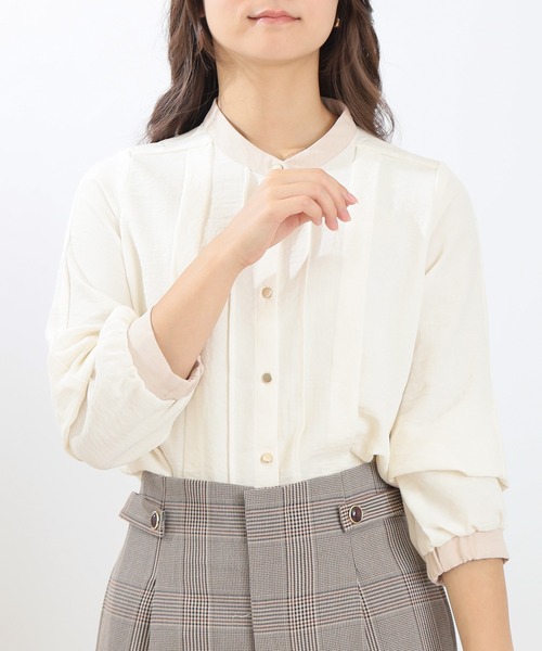 TRUDEA(トルディア)の「ピンタック2WAYスリーブブラウス(シャツ/ブラウス・レディース・ブラック/ホワイト・MEDIUM)」の3枚目の写真
