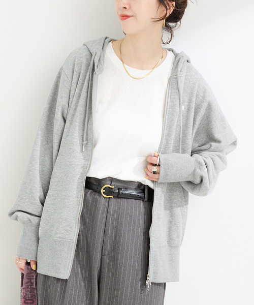 Champion(チャンピオン)の「ウォッシャブル / Champion/チャンピオン CVC French Terry F/ZHOODEDSWEAT(パーカー・レディース・ブラック/チャコールグレー/ナチュラル・FREE)」の1枚目の写真