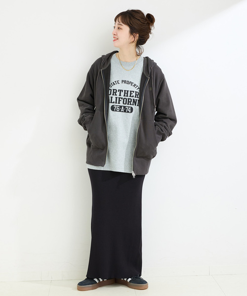 Champion(チャンピオン)の「ウォッシャブル / Champion/チャンピオン CVC French Terry F/ZHOODEDSWEAT(パーカー・レディース・ブラック/チャコールグレー/ナチュラル・FREE)」の20枚目の写真