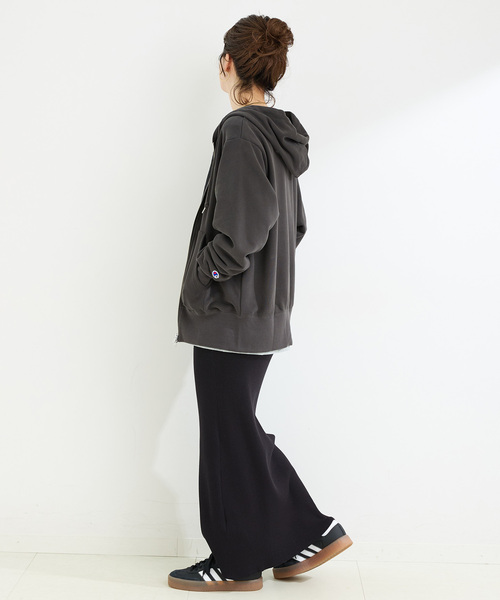 Champion(チャンピオン)の「ウォッシャブル / Champion/チャンピオン CVC French Terry F/ZHOODEDSWEAT(パーカー・レディース・ブラック/チャコールグレー/ナチュラル・FREE)」の21枚目の写真