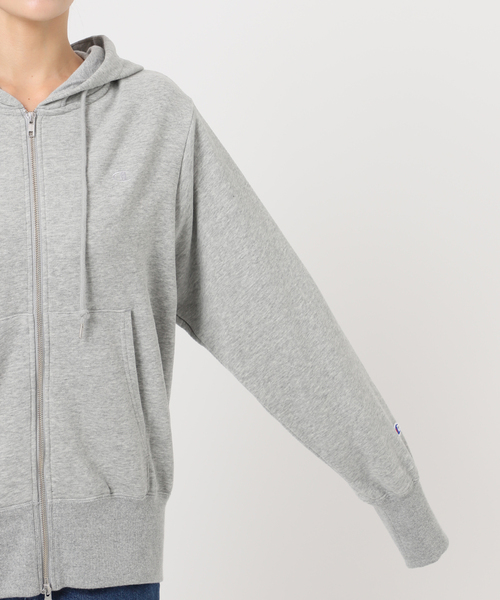 Champion(チャンピオン)の「ウォッシャブル / Champion/チャンピオン CVC French Terry F/ZHOODEDSWEAT(パーカー・レディース・ブラック/チャコールグレー/ナチュラル・FREE)」の5枚目の写真