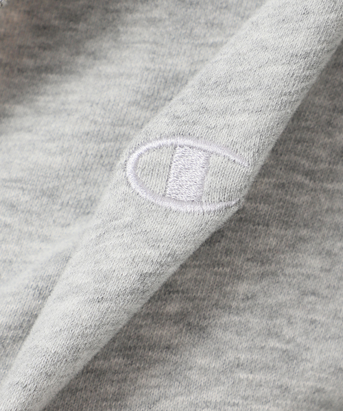 Champion(チャンピオン)の「ウォッシャブル / Champion/チャンピオン CVC French Terry F/ZHOODEDSWEAT(パーカー・レディース・ブラック/チャコールグレー/ナチュラル・FREE)」の14枚目の写真