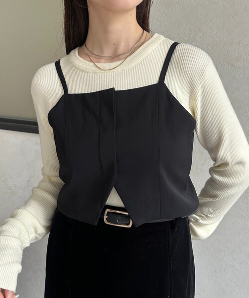 Thevon(ゼボン)の「裾スリットショートビスチェ(シャツ/ブラウス・レディース・アイボリー/ブラック/チャコールグレー・FREE)」の2枚目の写真