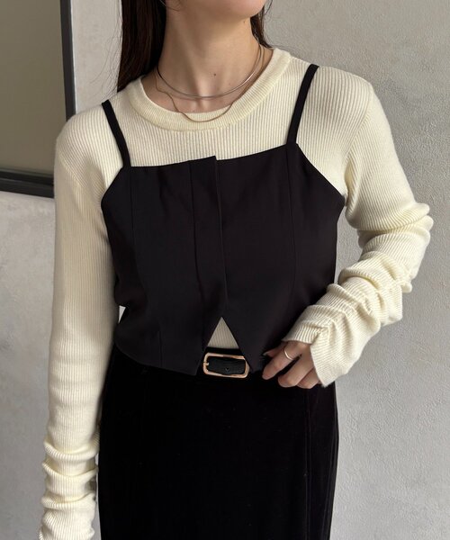 Thevon(ゼボン)の「裾スリットショートビスチェ(シャツ/ブラウス・レディース・アイボリー/ブラック/チャコールグレー・FREE)」の14枚目の写真