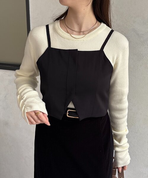 Thevon(ゼボン)の「裾スリットショートビスチェ(シャツ/ブラウス・レディース・アイボリー/ブラック/チャコールグレー・FREE)」の15枚目の写真