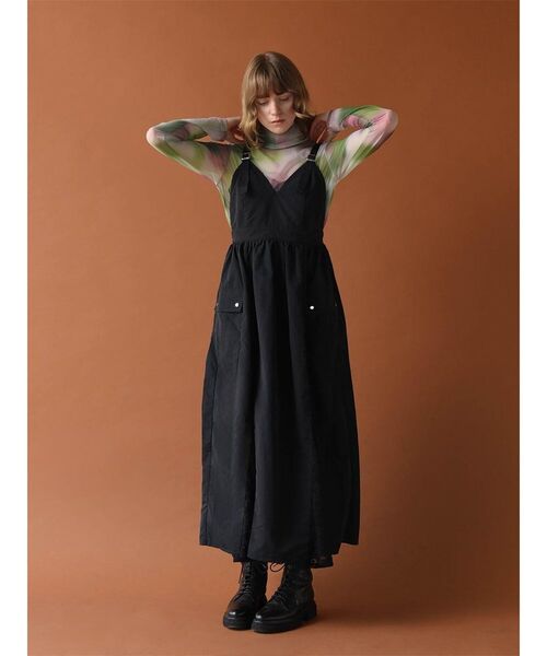 :ETHROF(イーサオブ)の「LACE DOCKING BELT-STRAP NYLON DRESS(ワンピース・レディース・ブラック/ネイビー・MEDIUM)」の13枚目の写真