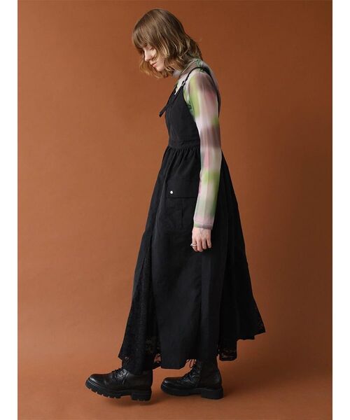 :ETHROF(イーサオブ)の「LACE DOCKING BELT-STRAP NYLON DRESS(ワンピース・レディース・ブラック/ネイビー・MEDIUM)」の8枚目の写真