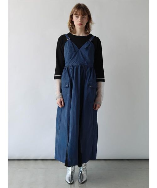 :ETHROF(イーサオブ)の「LACE DOCKING BELT-STRAP NYLON DRESS(ワンピース・レディース・ブラック/ネイビー・MEDIUM)」の21枚目の写真