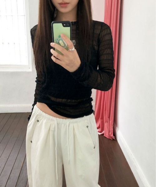 kirakiraShop(キラキラショップ)の「シアー シャーリング トップス(Tシャツ/カットソー・レディース・ブラック/アイボリー/ホワイト・FREE)」の5枚目の写真