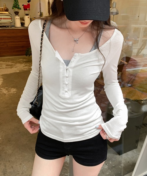 semuse(セミューズ)の「ヘンリーネックロンT(Tシャツ/カットソー・レディース・ブラック/カーキ/ホワイト/ライトグレー・S/M/L)」の2枚目の写真