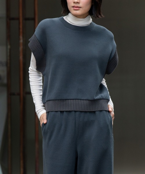 Munich(ミューニック)の「ニットライクジャージー×リブドッキングプルオーバー(Tシャツ/カットソー・レディース・キャメル/ダークグレー/ブラック・FREE)」の2枚目の写真