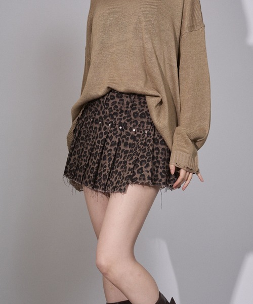 ENVYM(アンビー)の「プリーツラップミニスカート(スカート・レディース・ブラック/レオパード・SMALL/MEDIUM)」の5枚目の写真