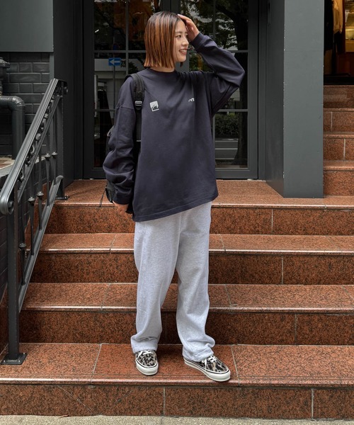 CANAL JEAN(キャナルジーン)の「Twelve12 -YSSS ビッグロングTシャツ(Tシャツ/カットソー・レディース・ヘザーグレー/ネイビー/ブラック・MEDIUM/LARGE)」の6枚目の写真