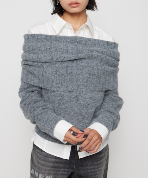 LAGUA GEM（ラグアジェム）の「LOOSEY KNIT オフショルダー（ニット/セーター・レディース・アイボリー/ブラック/杢グレー/ブラウン・FREE）」の4枚目の写真