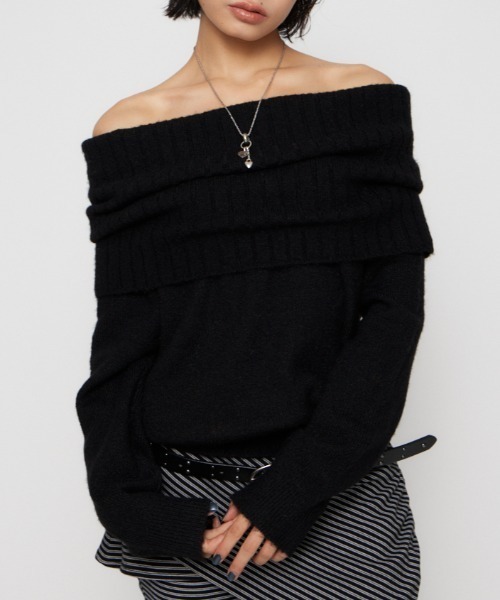 LAGUA GEM（ラグアジェム）の「LOOSEY KNIT オフショルダー（ニット/セーター・レディース・アイボリー/ブラック/杢グレー/ブラウン・FREE）」の3枚目の写真