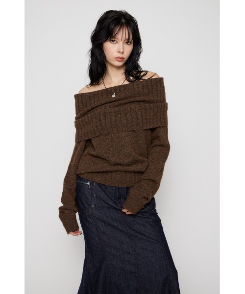 LAGUA GEM（ラグアジェム）の「LOOSEY KNIT オフショルダー（ニット/セーター・レディース・アイボリー/ブラック/杢グレー/ブラウン・FREE）」の5枚目の写真