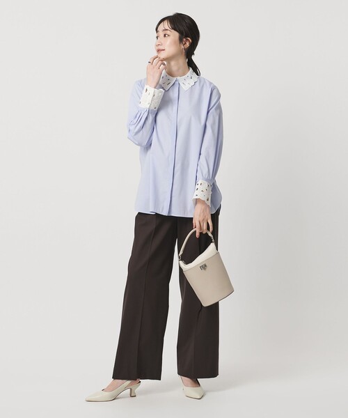 UNITED ARROWS（ユナイテッドアローズ）の「エンブロイダリー カラー シャツ ‐ウォッシャブル‐（シャツ/ブラウス・レディース・オフホワイト/ライトブルー/ネイビー・FREE）」の5枚目の写真