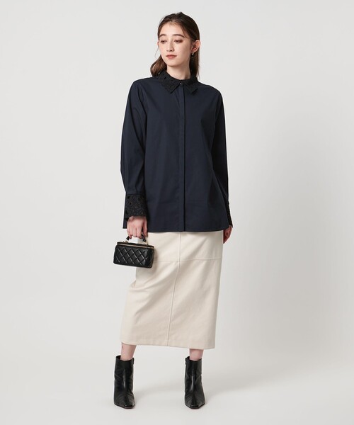 UNITED ARROWS（ユナイテッドアローズ）の「エンブロイダリー カラー シャツ ‐ウォッシャブル‐（シャツ/ブラウス・レディース・オフホワイト/ライトブルー/ネイビー・FREE）」の13枚目の写真