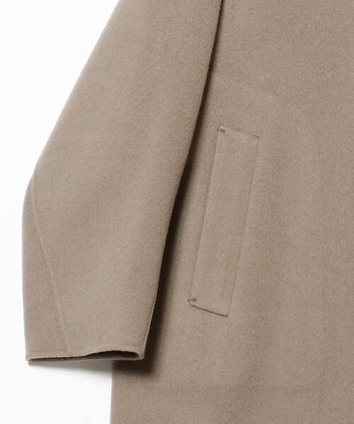 Demi-Luxe BEAMS（デミルクス ビームス）の「【1/1値下げ】リバー フーディーコート（その他アウター・レディース・オフホワイト/グレイッシュベージュ・36/38）」の8枚目の写真