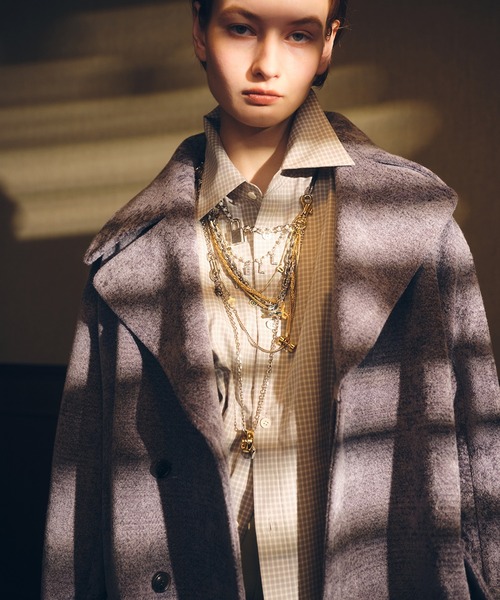 LE CIEL BLEU(ルシェルブルー)の「プラッドバックボタンディテールシャツ / Plaid Back-Button Detail Shirt(シャツ/ブラウス・レディース・グレー・36/38)」の2枚目の写真